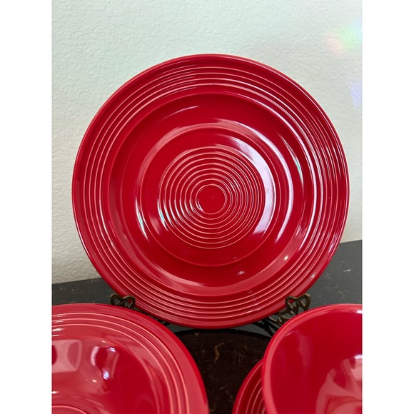 Tuxton Home Concentric Dinnerware Cayenne Red-4 Piece Place Setting - Picture 2 of 8